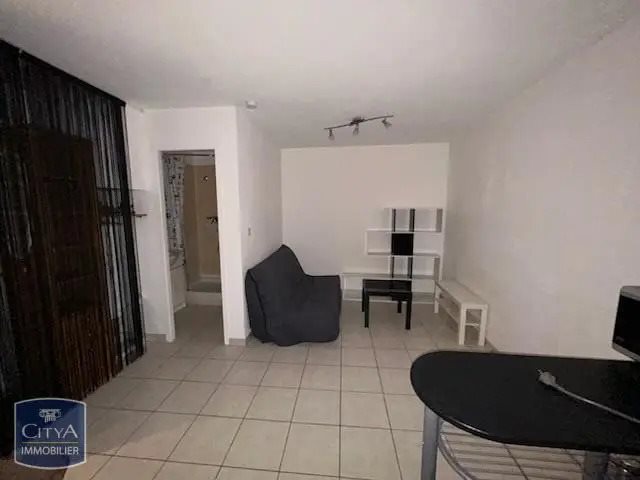 Appartement à louer, 20m², Istres