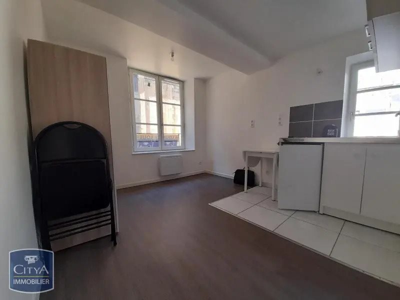 Appartement à louer, 15m², Sedan