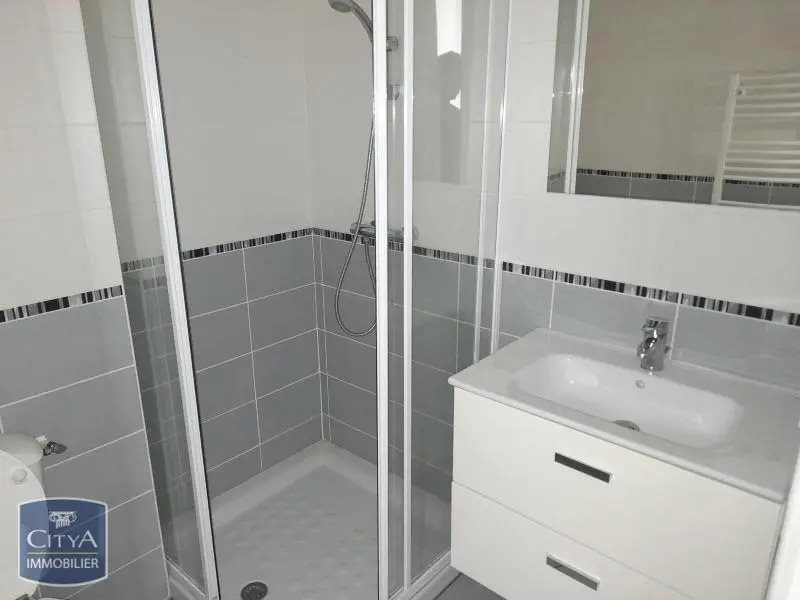 Appartement à louer, 15m², Sedan