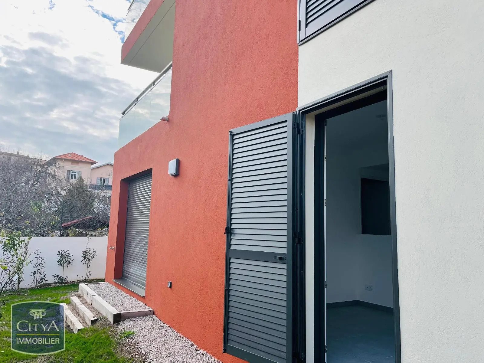 Appartement à louer, 79m², La Turbie