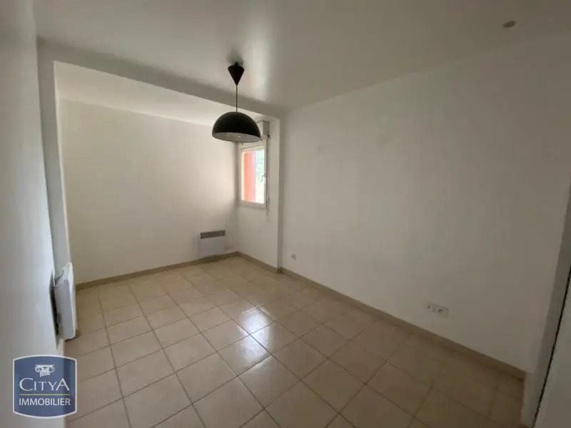 Appartement à louer, 33m², Marseille 12ème
