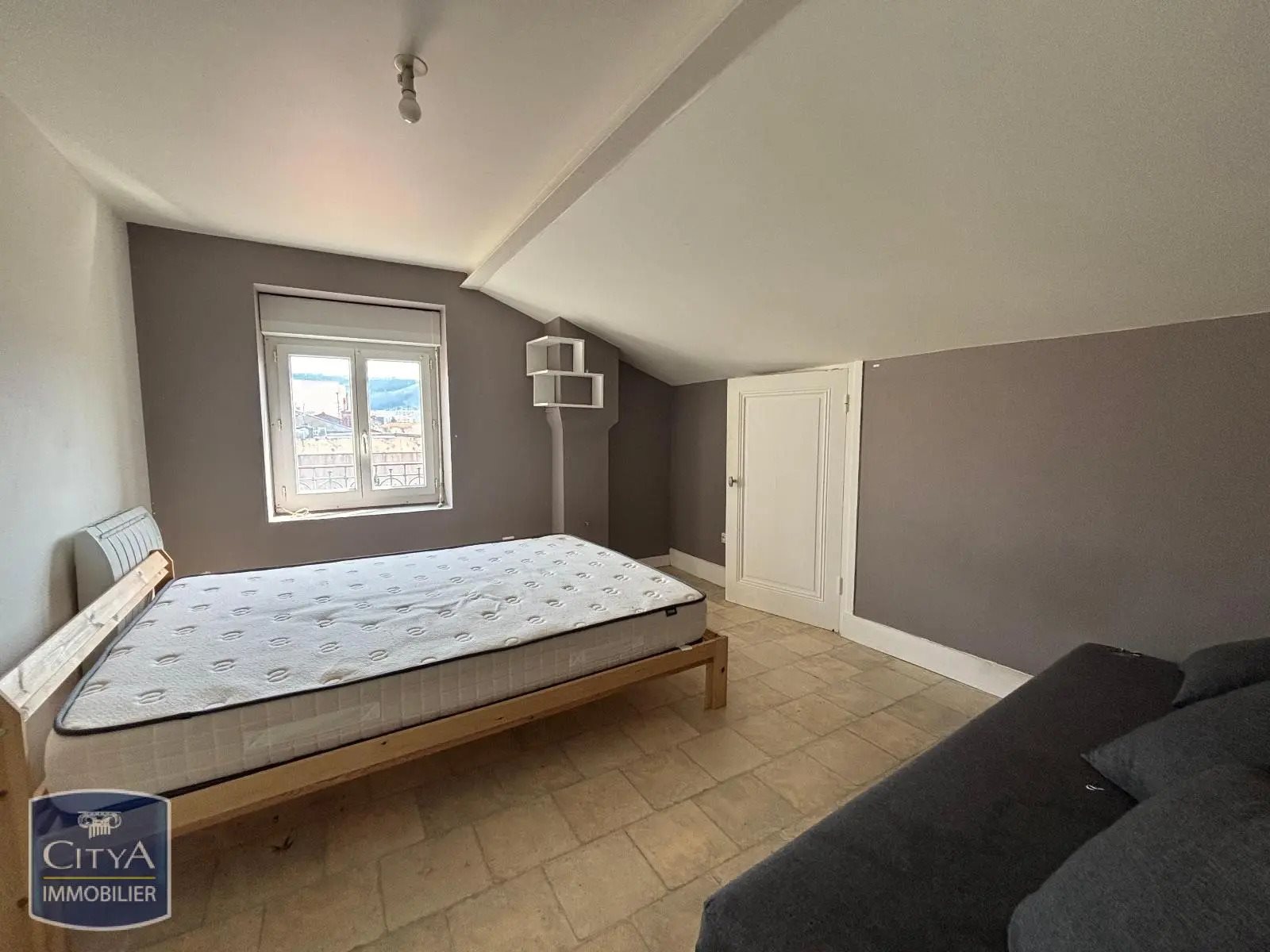 Appartement à louer, 26m², Saint-Étienne
