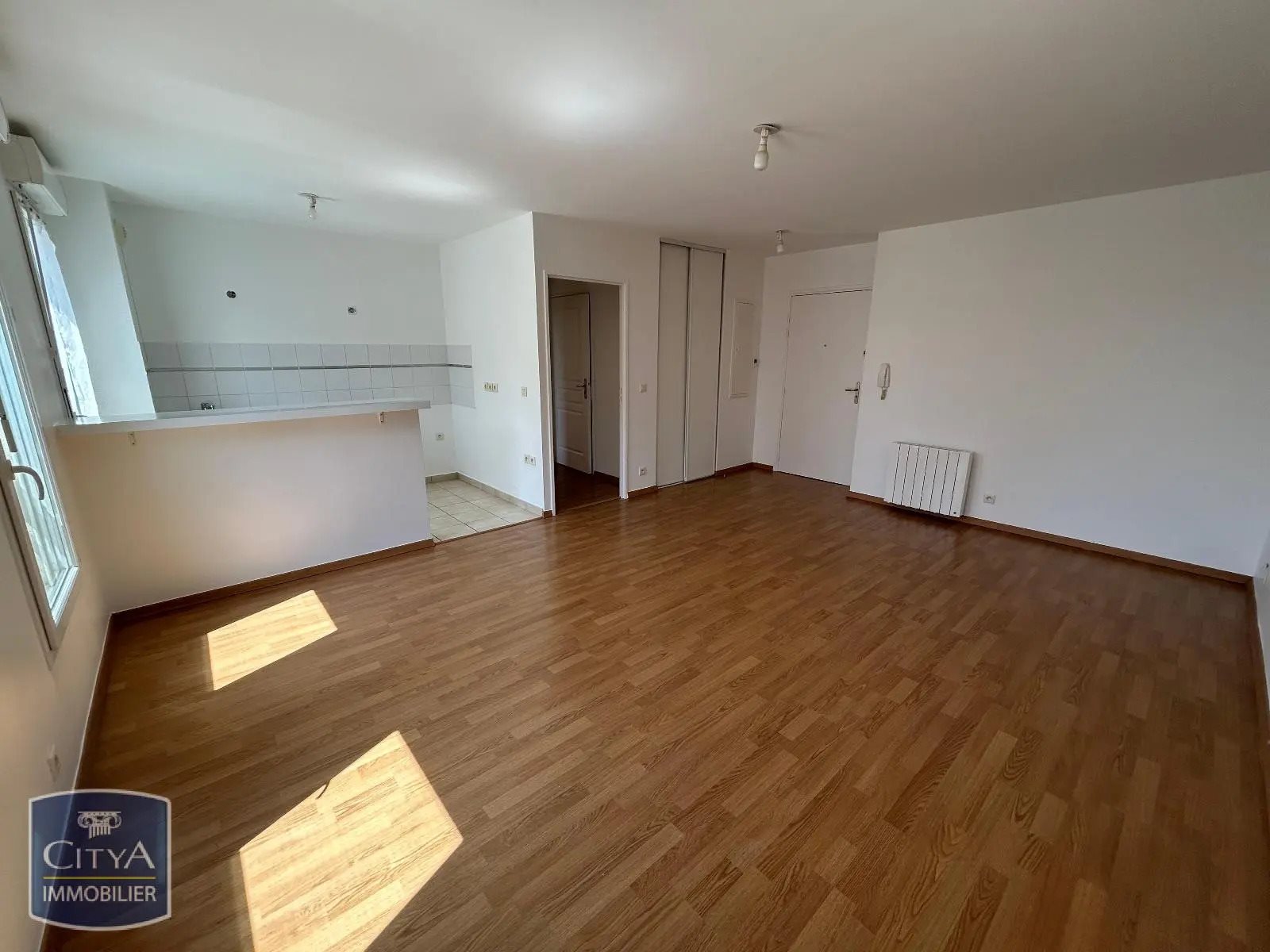 Appartement à louer, 47m², Epernon