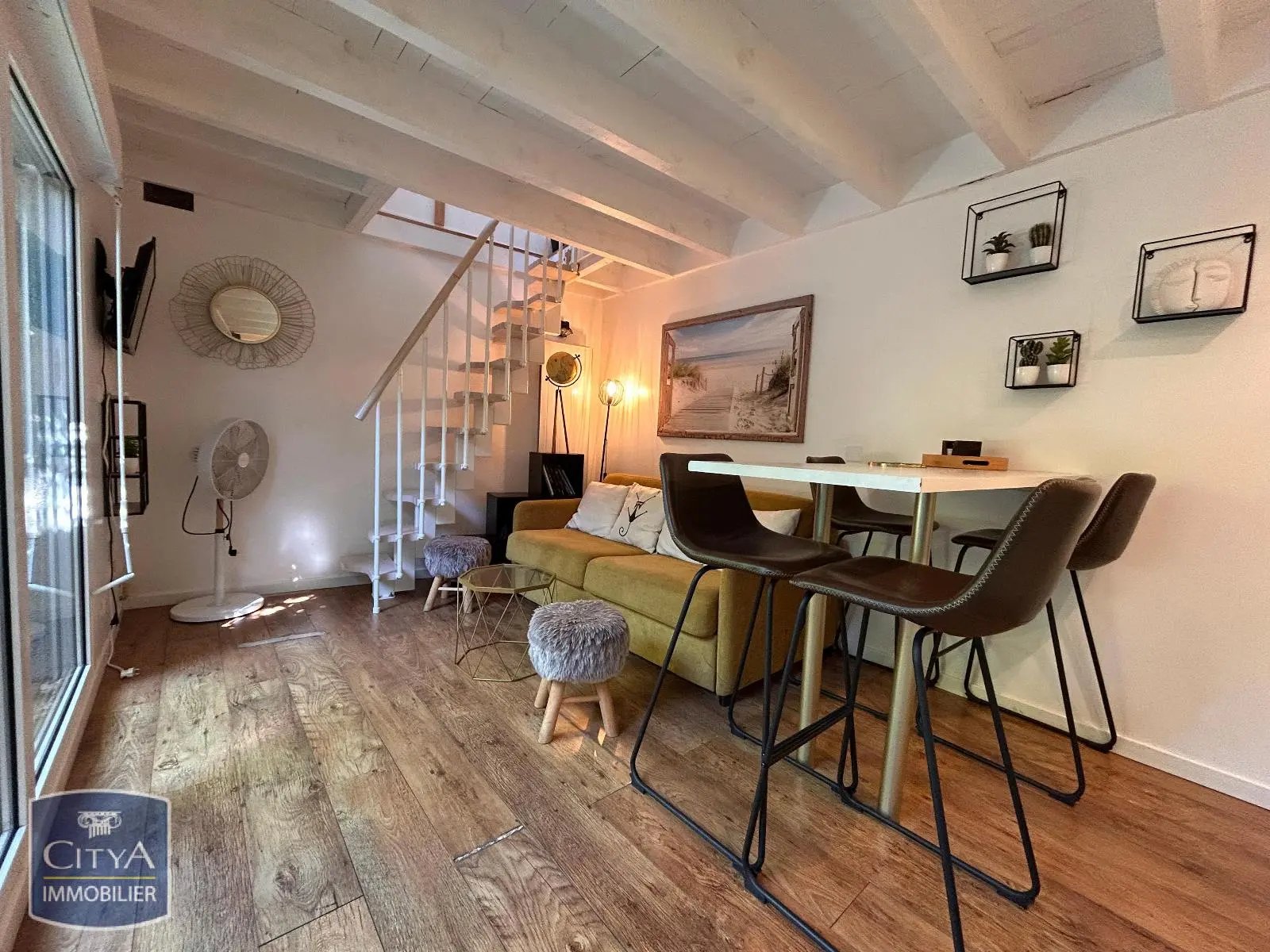 Appartement à louer, 1m², La Rochelle