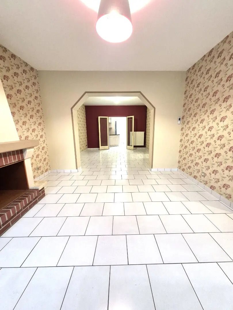 Maison à vendre, 129m², Neuville-Saint-Rémy
