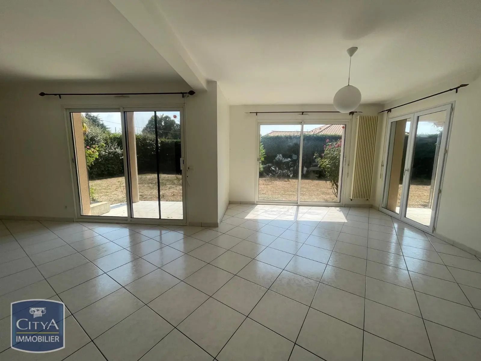 Maison à louer, 185m², Lescar