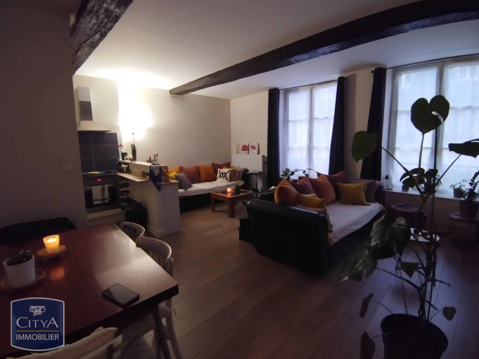 Appartement à louer, 53m², Sedan