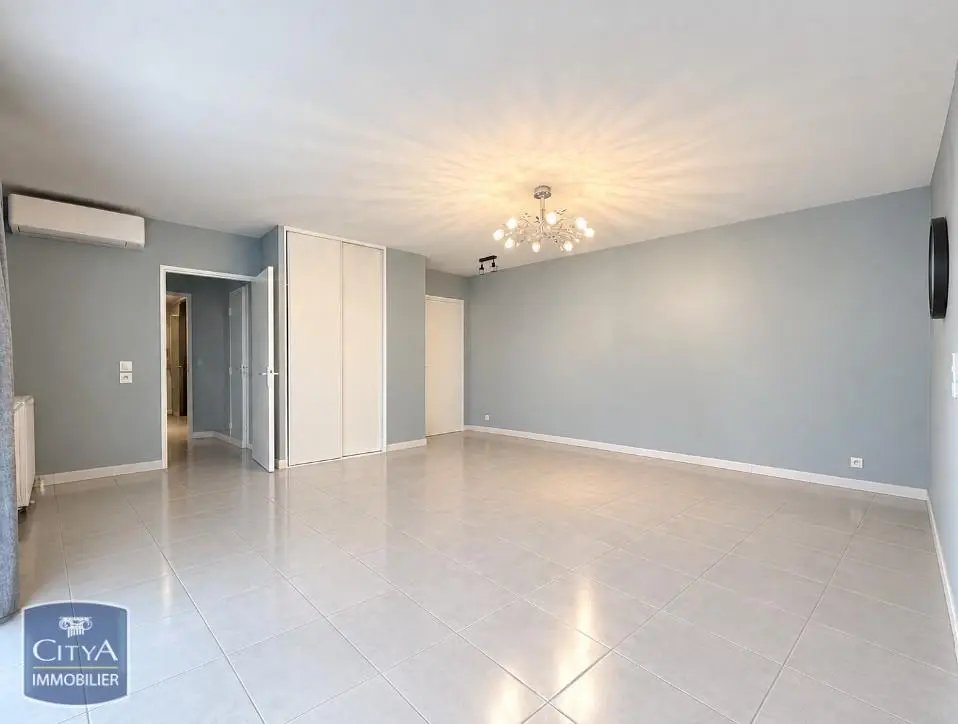Appartement à louer, 66m², Villeurbanne
