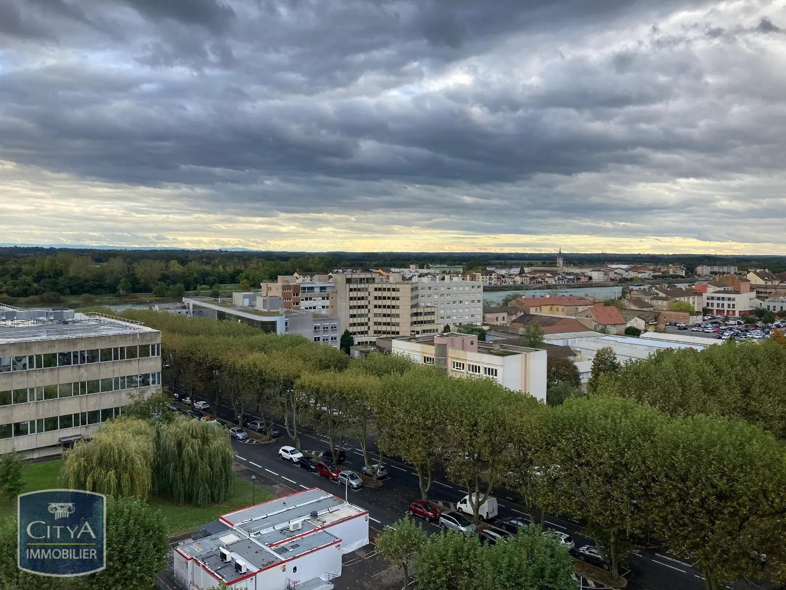 Appartement à louer, 25m², Mâcon