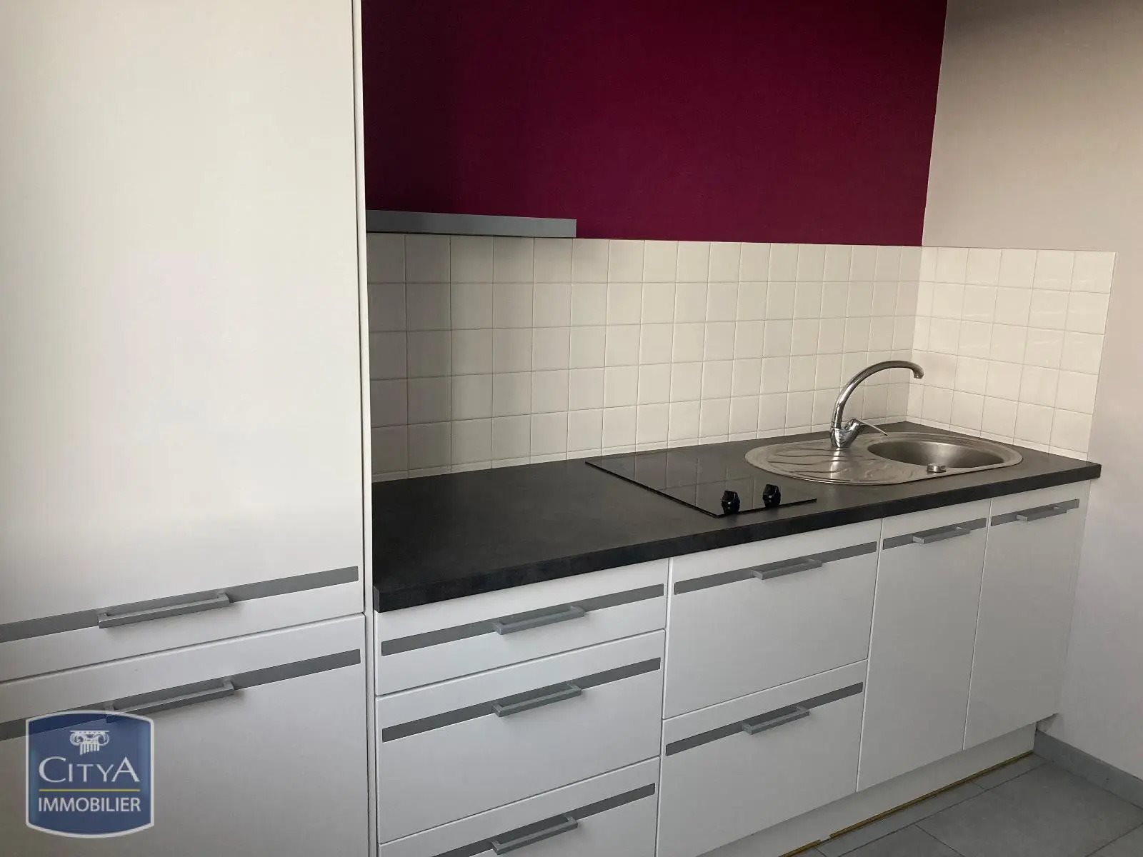Appartement à louer, 25m², Mâcon
