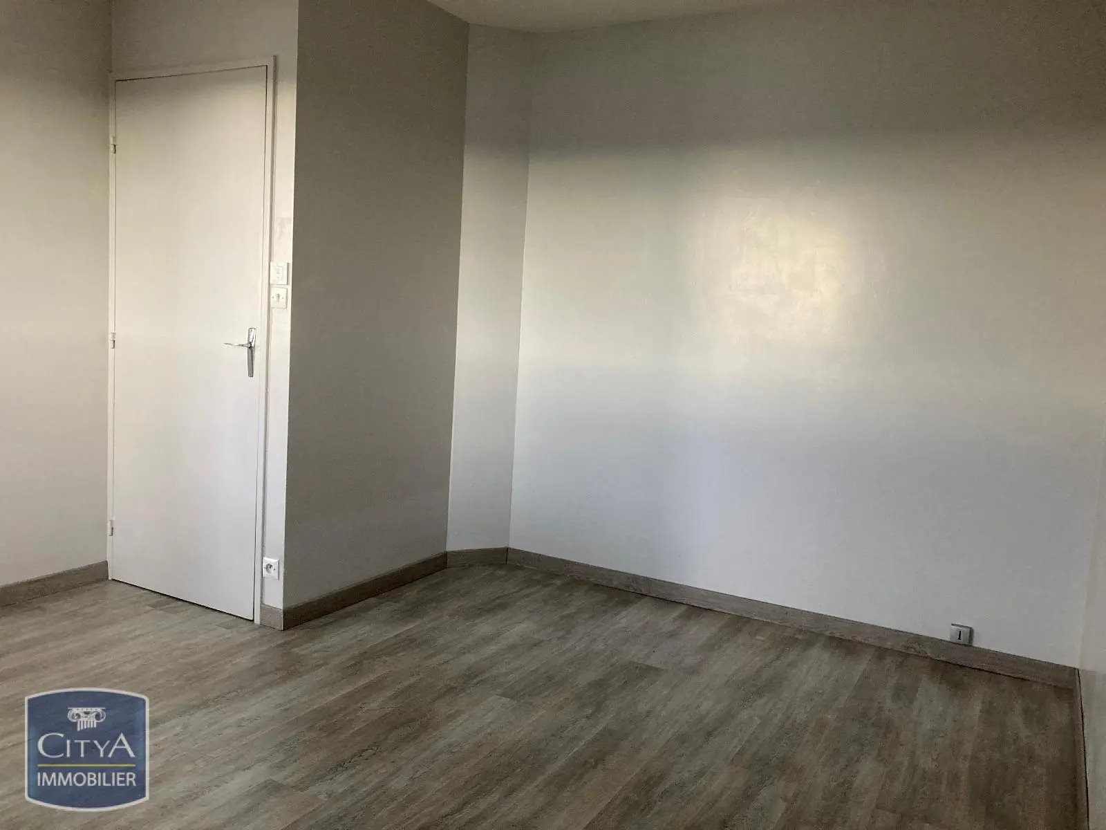 Appartement à louer, 25m², Mâcon