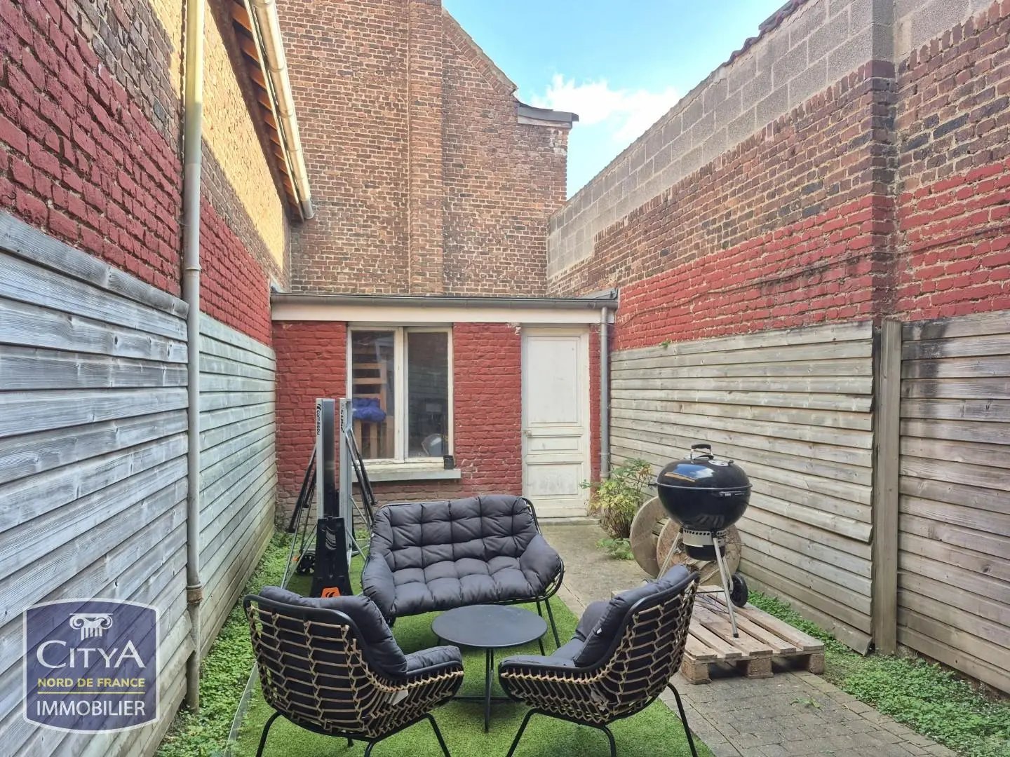 Maison à louer, 103m², Illies
