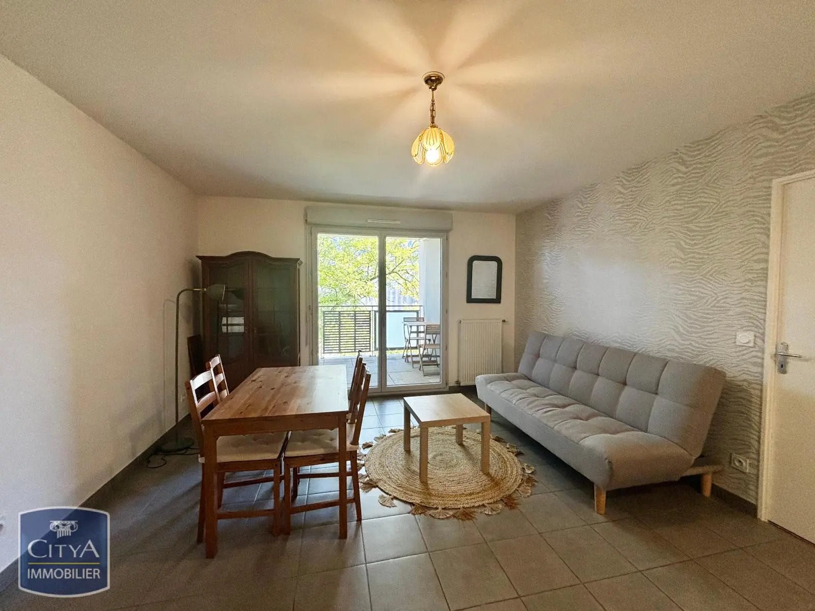 Appartement à louer, 42m², Saint-Priest