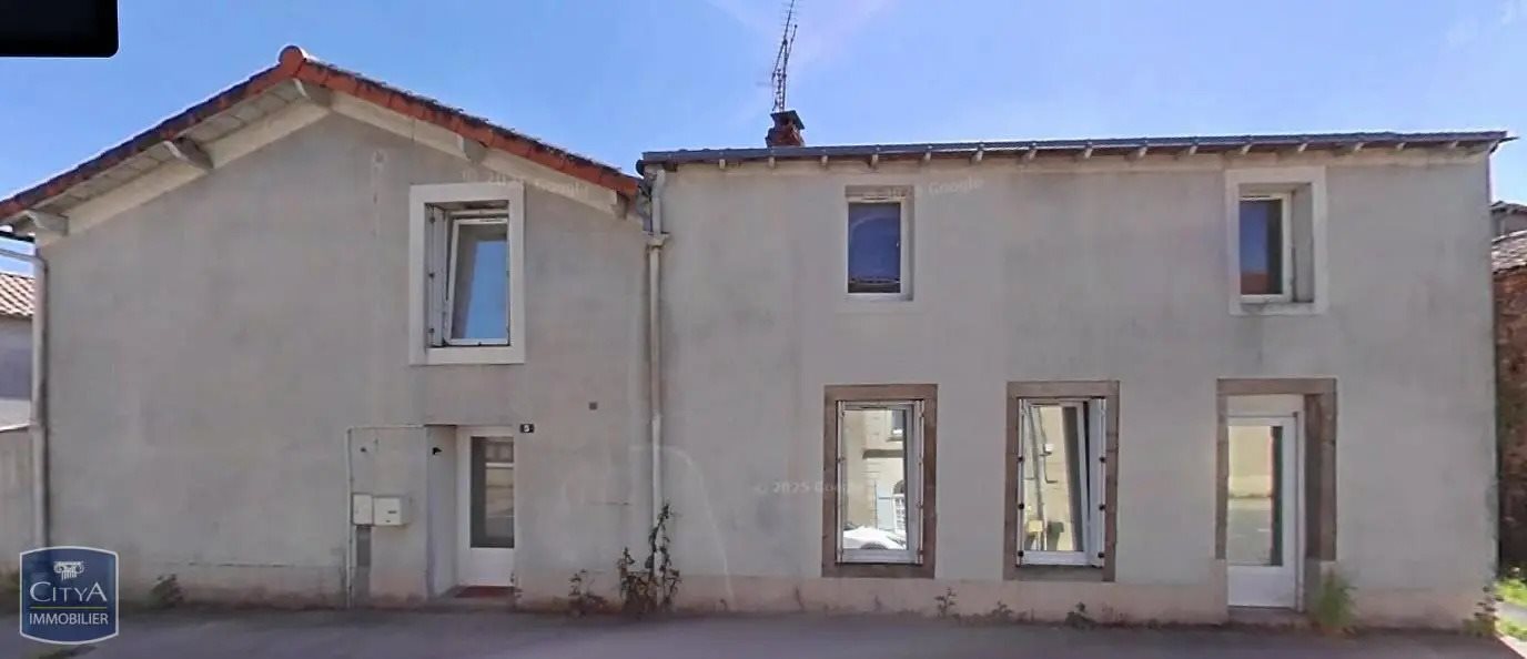 Maison à vendre, 111m², Montfaucon-Montigné
