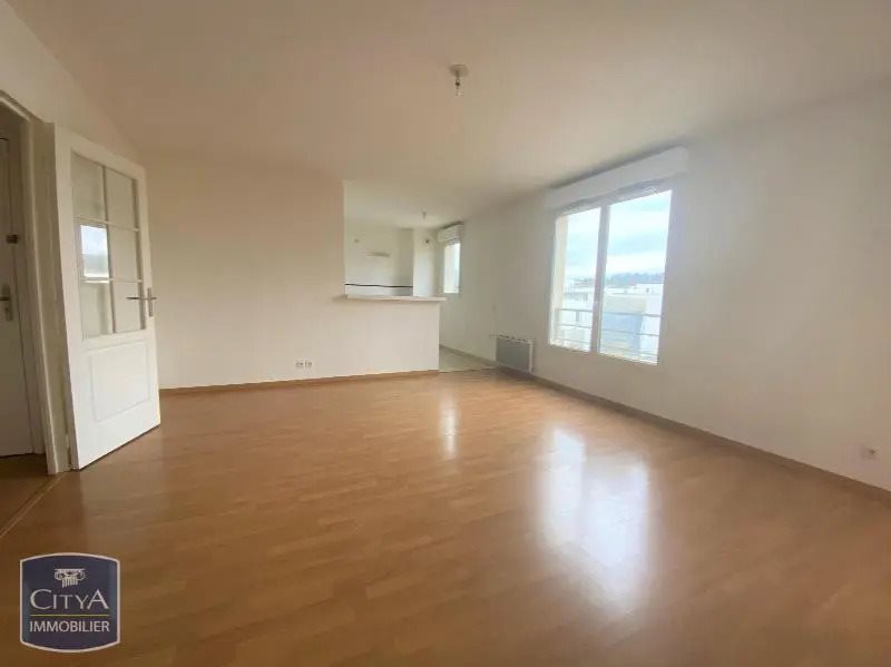 Appartement à louer, 68m², Epernon