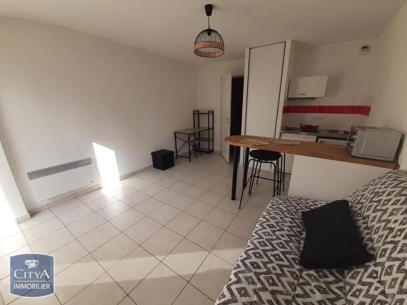Appartement à louer, 25m², Champcevinel