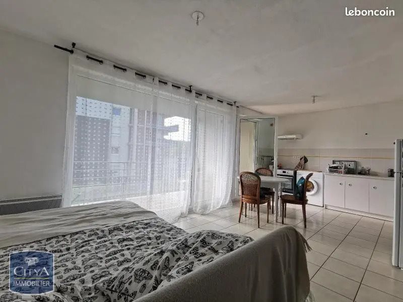 Appartement à louer, 34m², Saint-Priest-en-Jarez