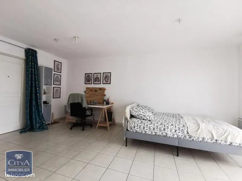 Appartement à louer, 34m², Saint-Priest-en-Jarez