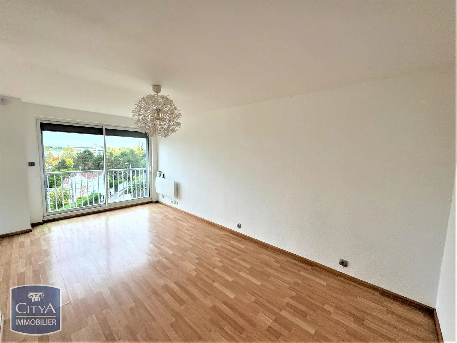 Appartement à louer, 45m², Loos
