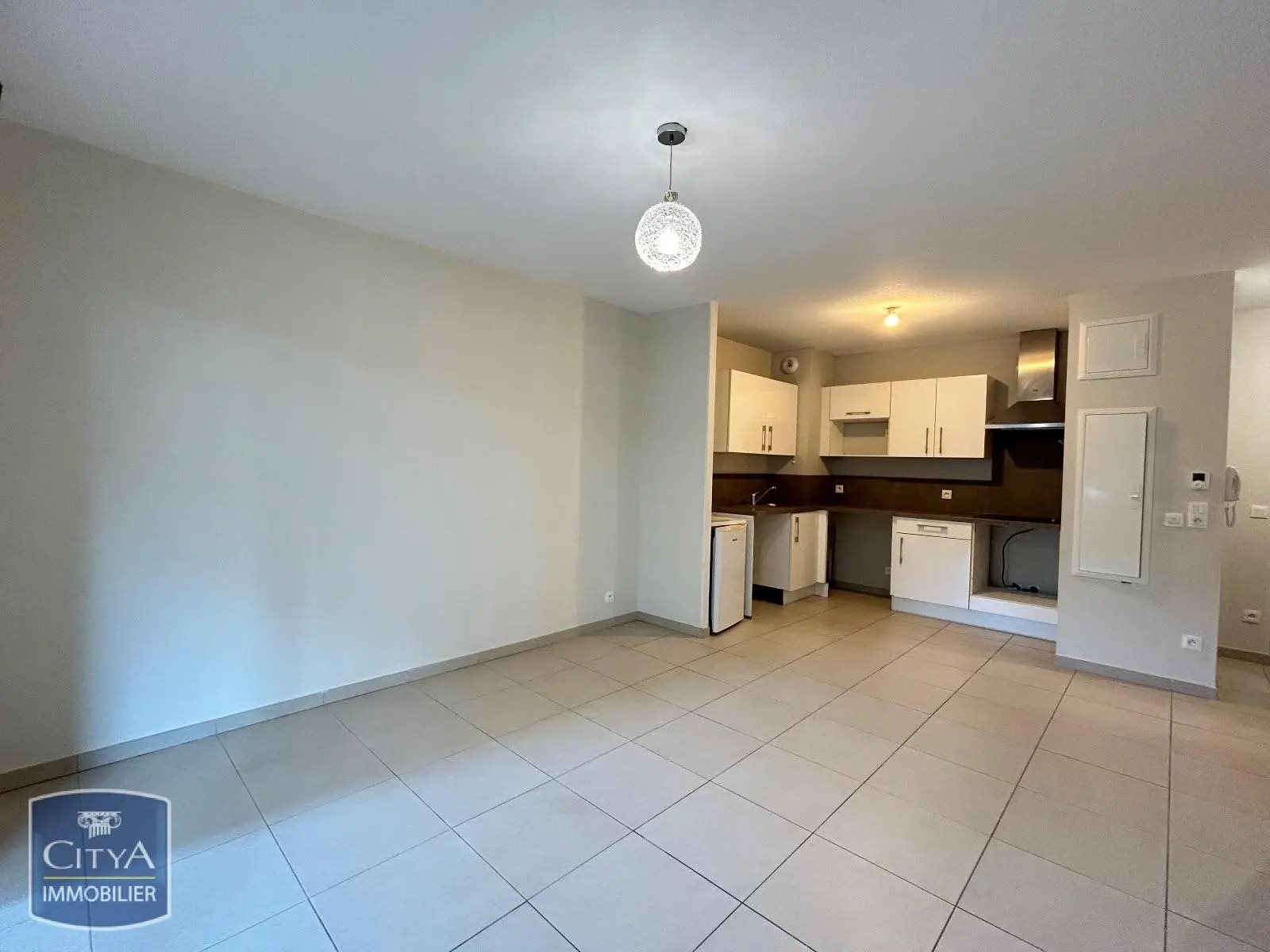 Appartement à louer, 40m², Boujan-sur-Libron