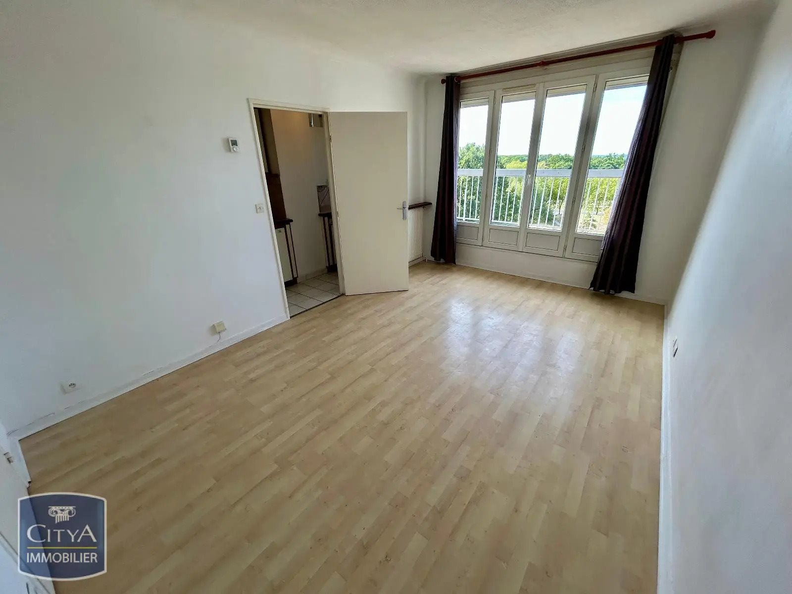 Appartement à louer, 27m², Maurepas
