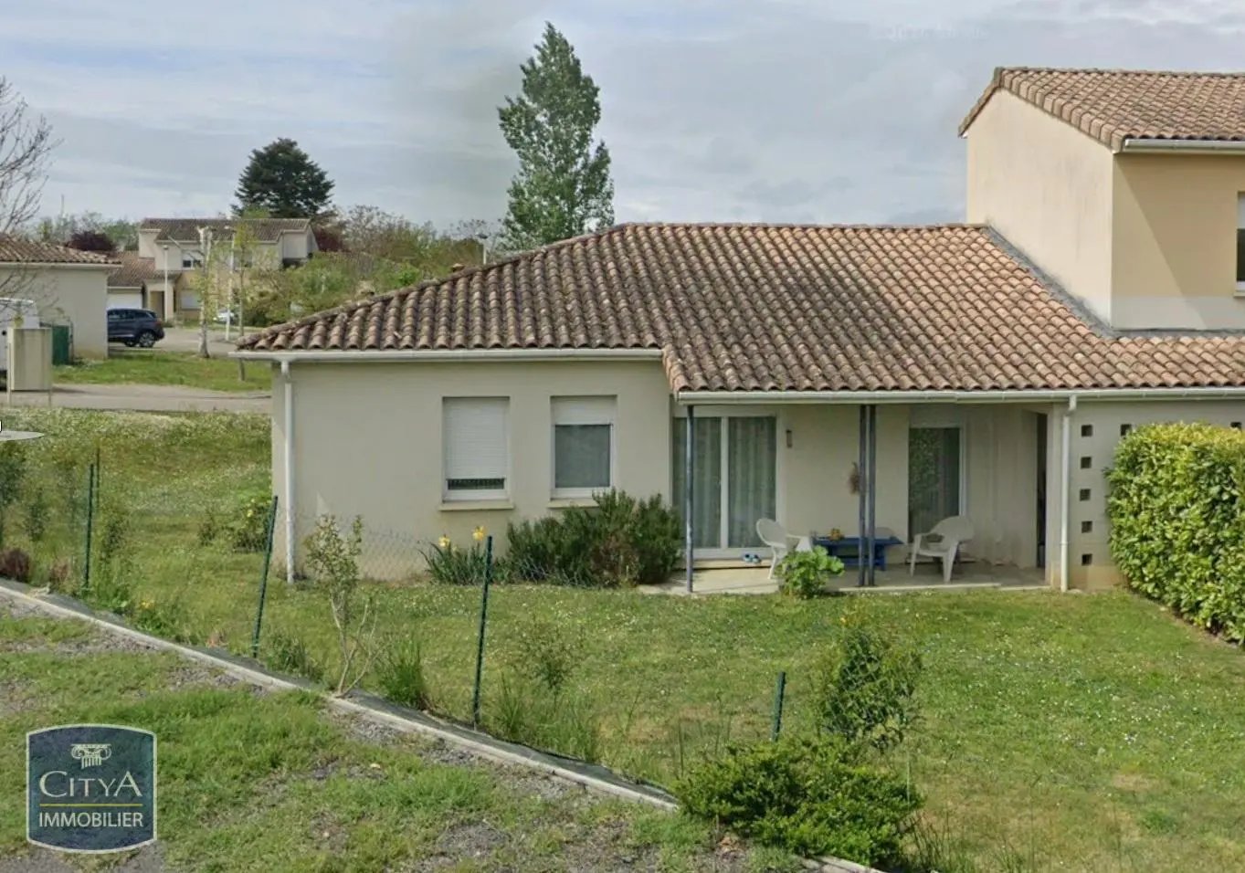 Maison à louer, 82m², Preignan