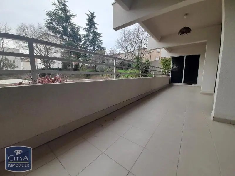 Appartement à louer, 33m², Nîmes