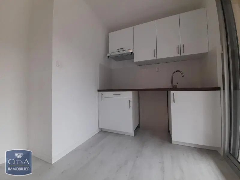 Appartement à louer, 33m², Nîmes