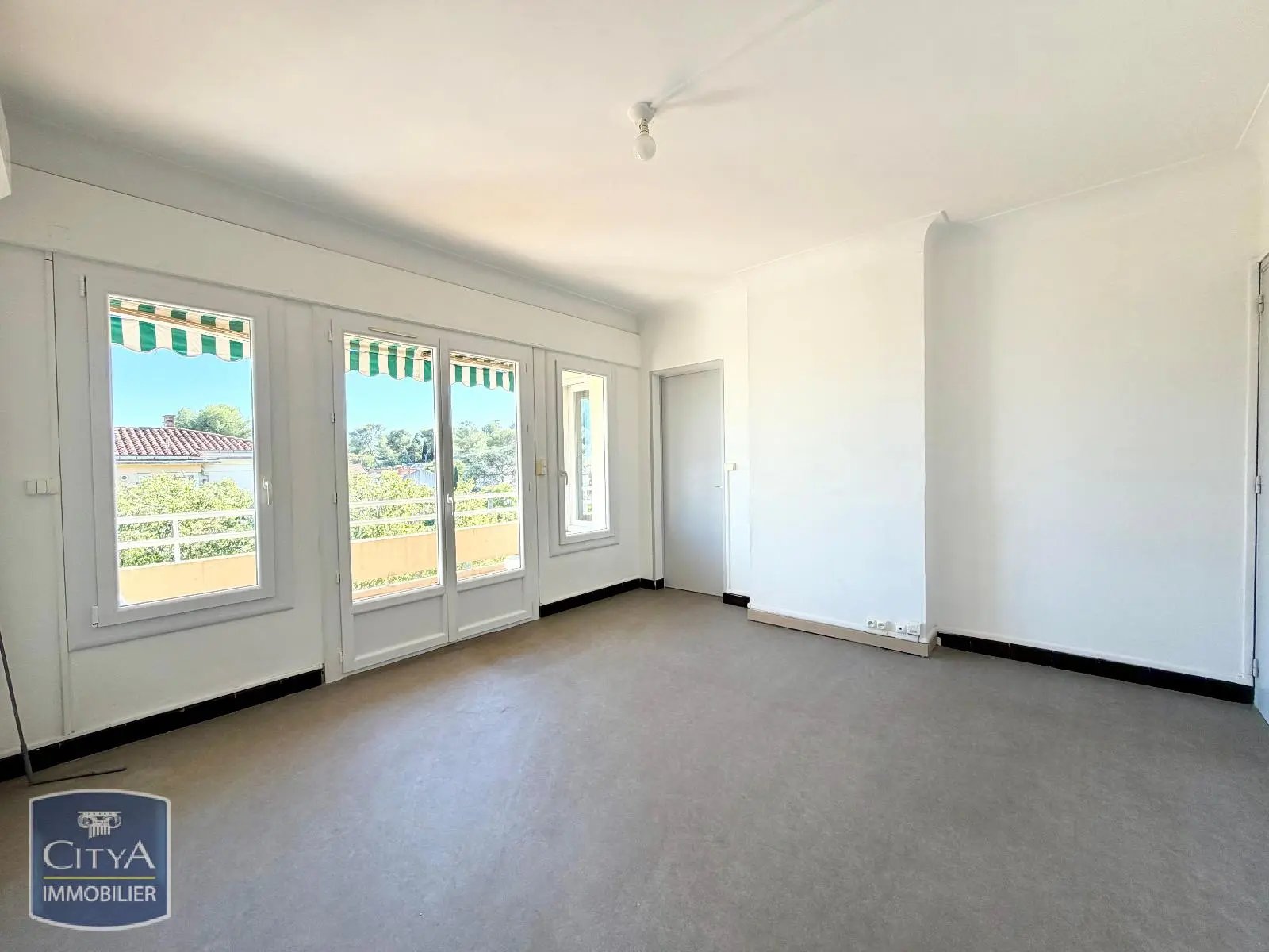 Appartement à louer, 65m², Nîmes