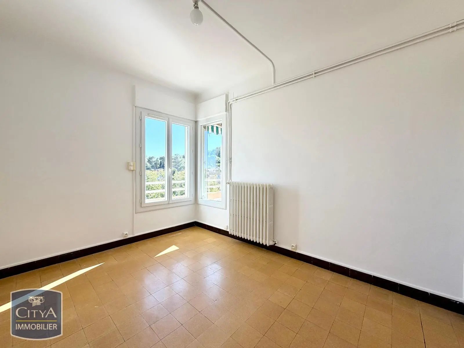 Appartement à louer, 65m², Nîmes