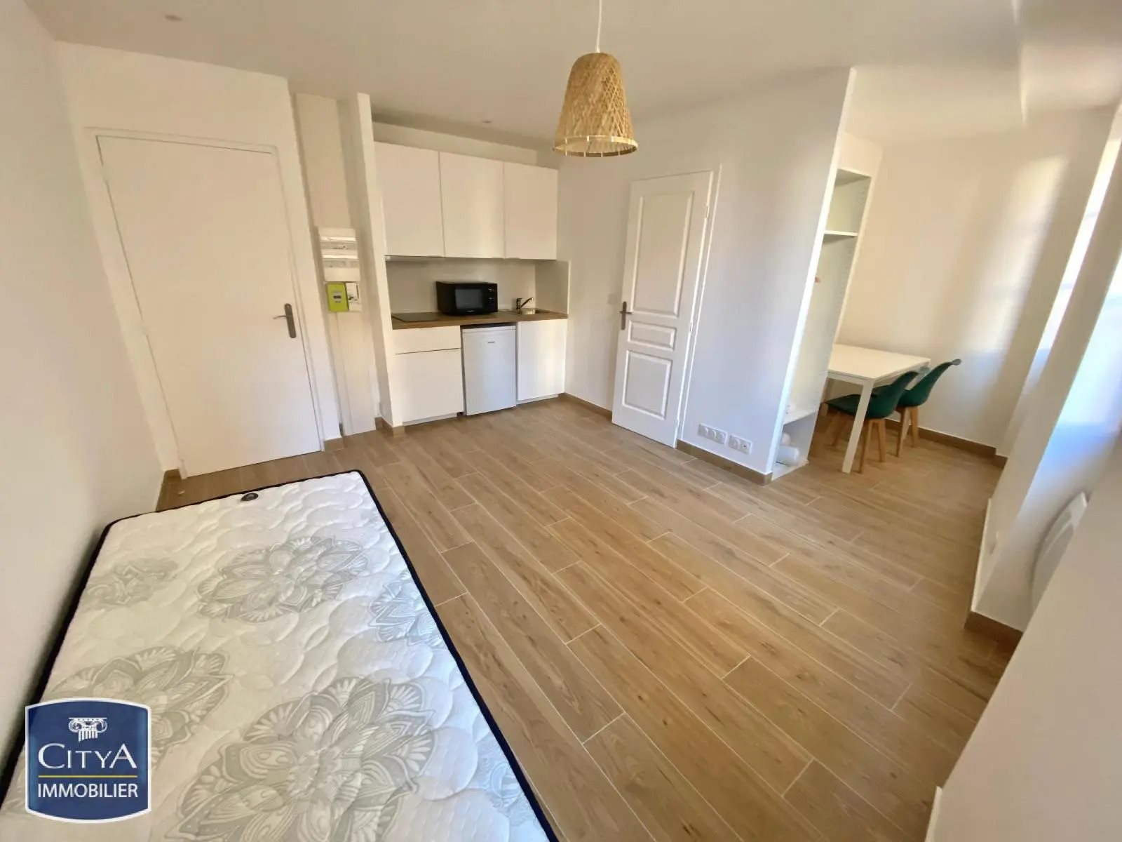 Appartement à louer, 20m², Toulon
