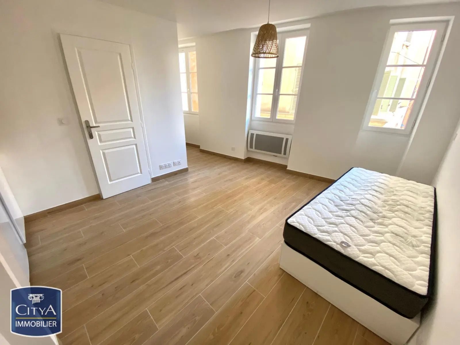 Appartement à louer, 20m², Toulon