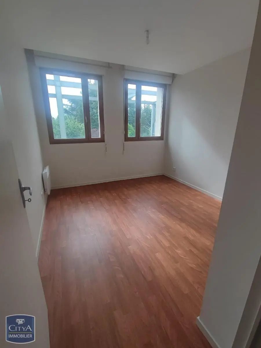 Appartement à louer, 55m², Chinon