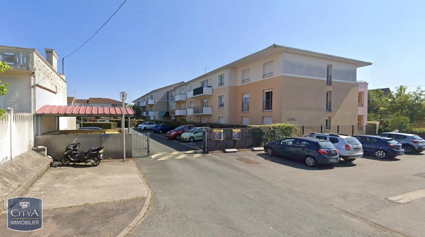Appartement à louer, 48m², Neuville-de-Poitou
