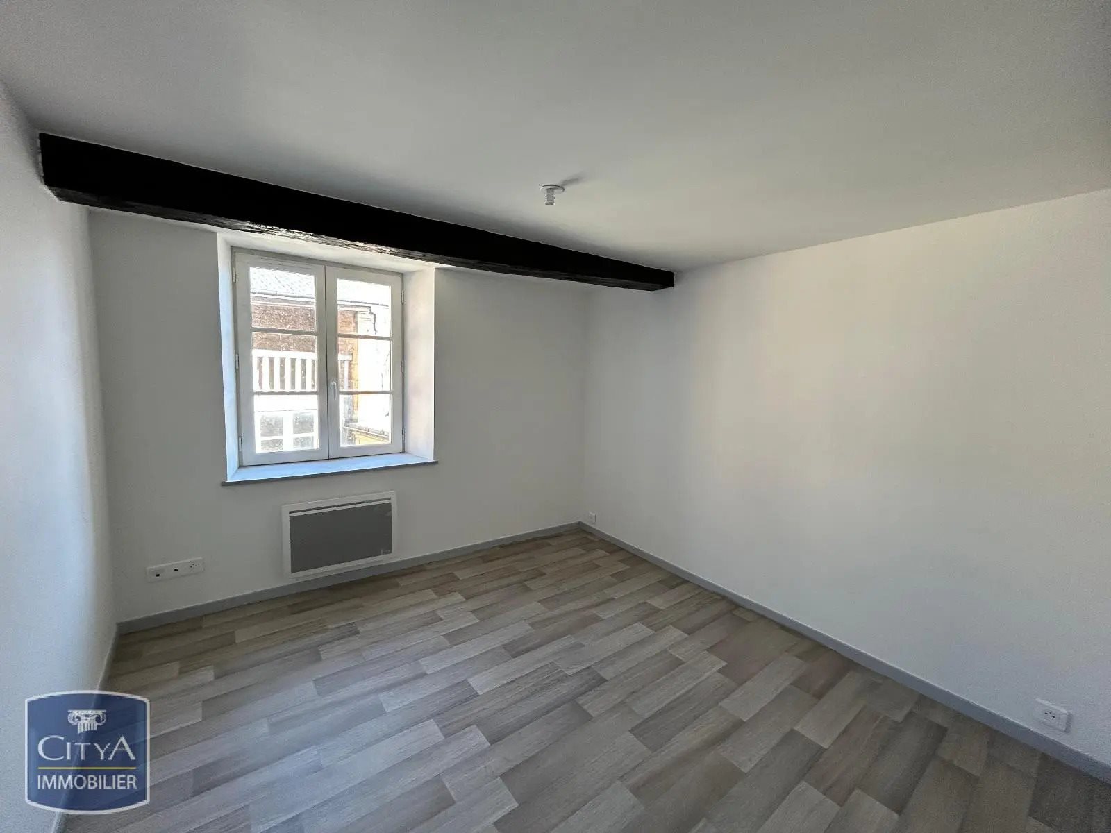 Appartement à louer, 55m², Sedan