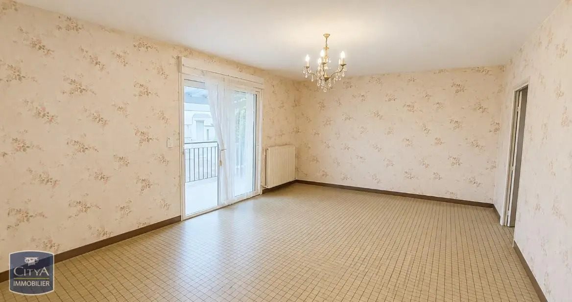 Maison à louer, 80m², Champigny-sur-Veude