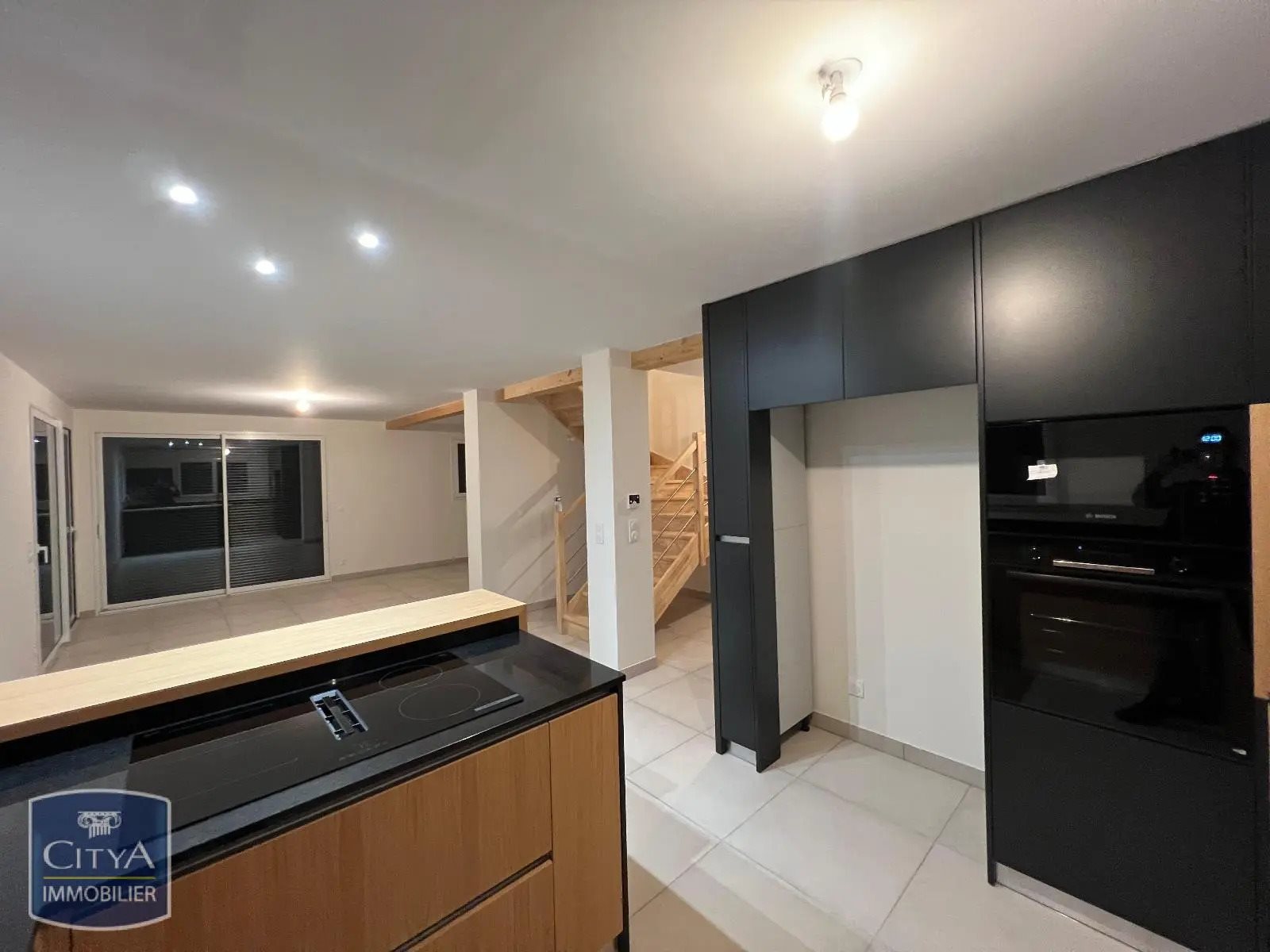 Maison à louer, 120m², Viry