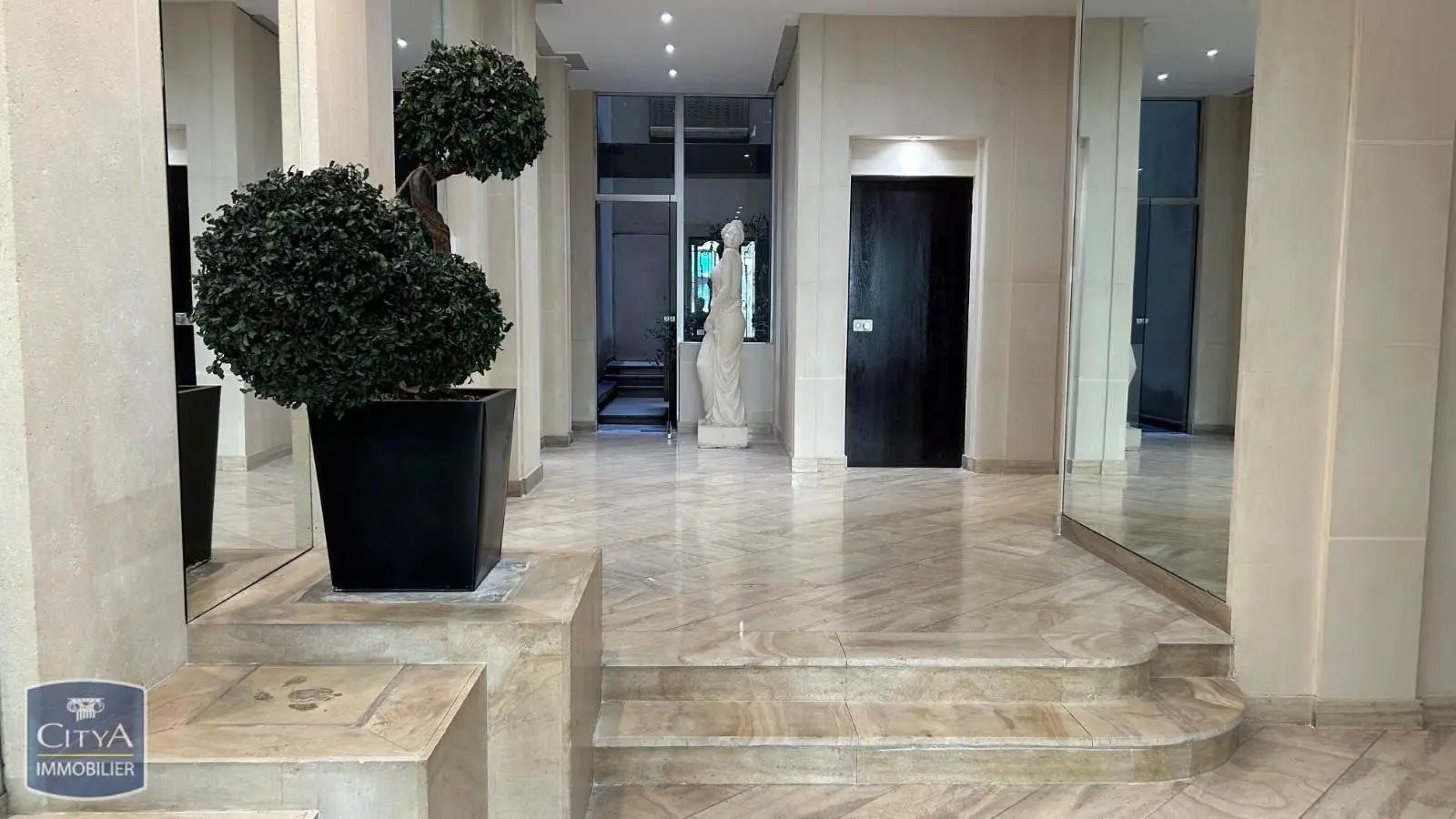 Appartement à louer, 136m², Paris 16ème