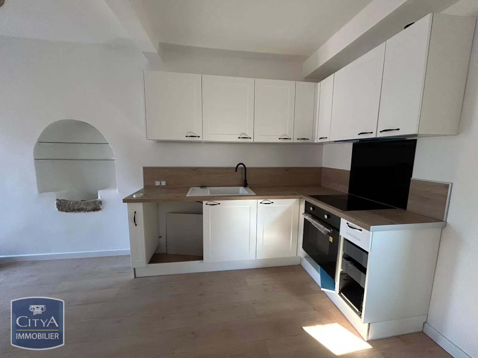 Maison à louer, 55m², Montpeyroux