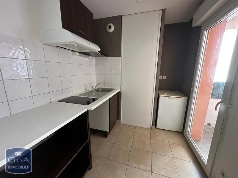 Appartement à louer, 51m², Milhaud