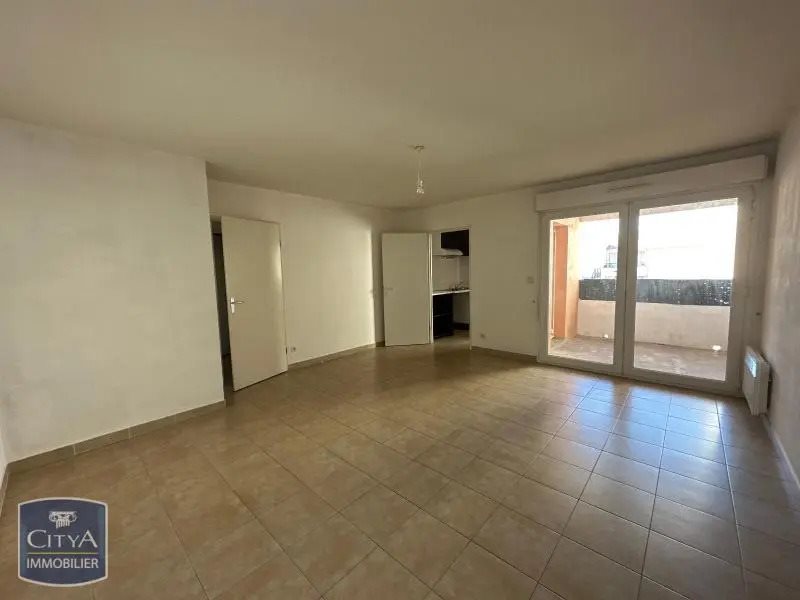 Appartement à louer, 51m², Milhaud