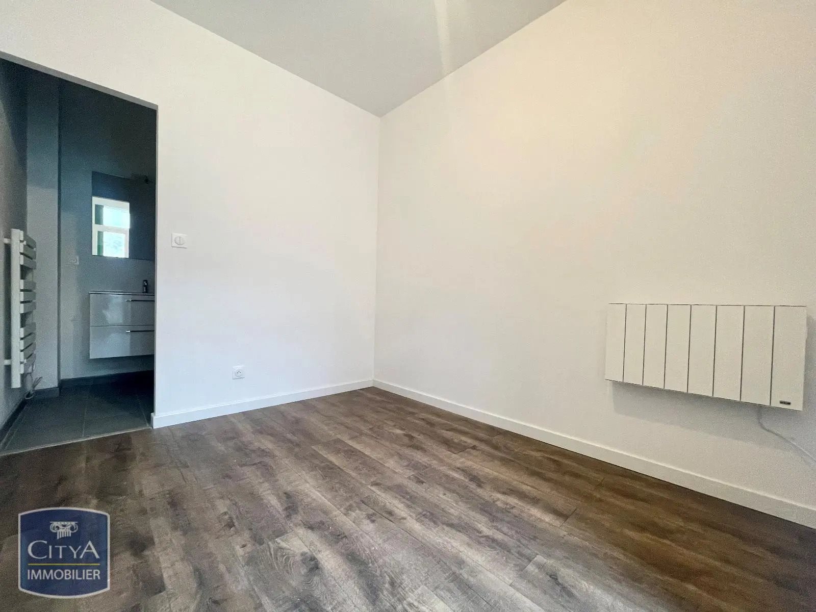 Appartement à louer, 29m², Béziers