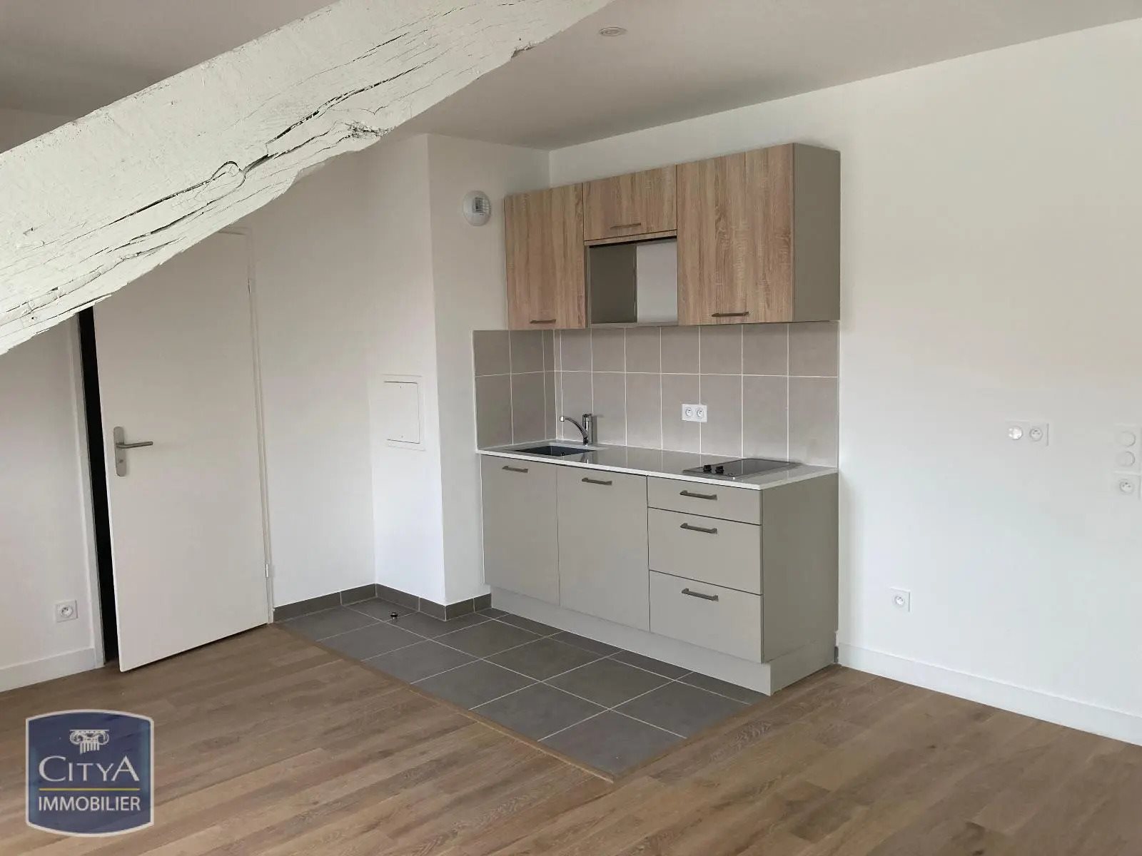 Appartement à louer, 28m², Douai