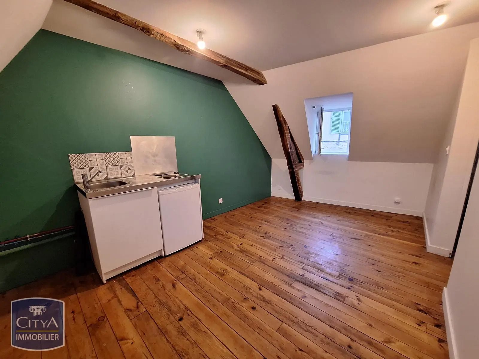Appartement à louer, 14m², Saint-Yrieix-la-Perche
