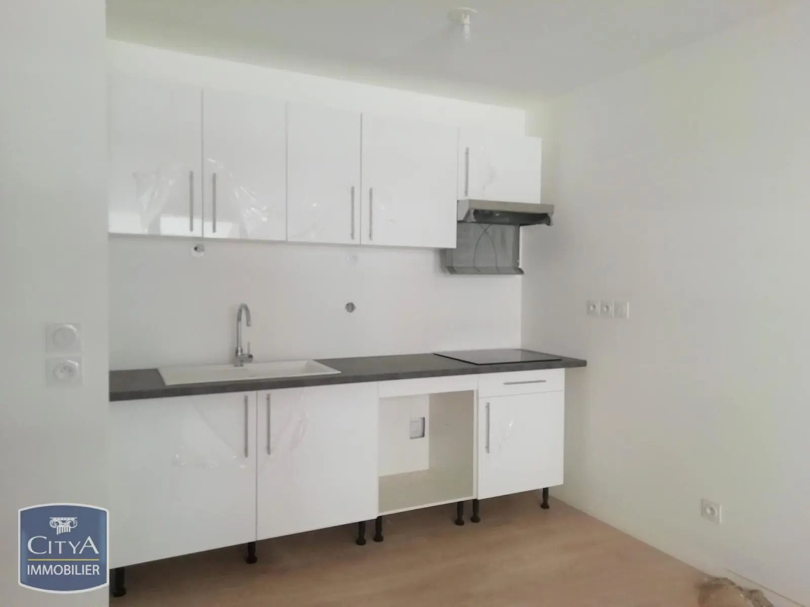Appartement à louer, 40m², Istres