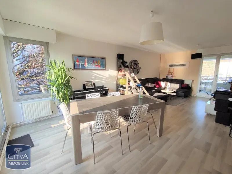Appartement à louer, 100m², Besançon
