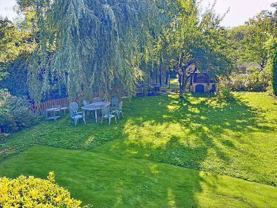Maison à vendre, 130m², Beynes