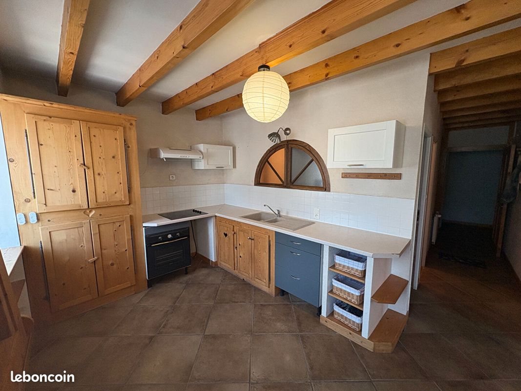 Appartement à louer, 101m², Albertville