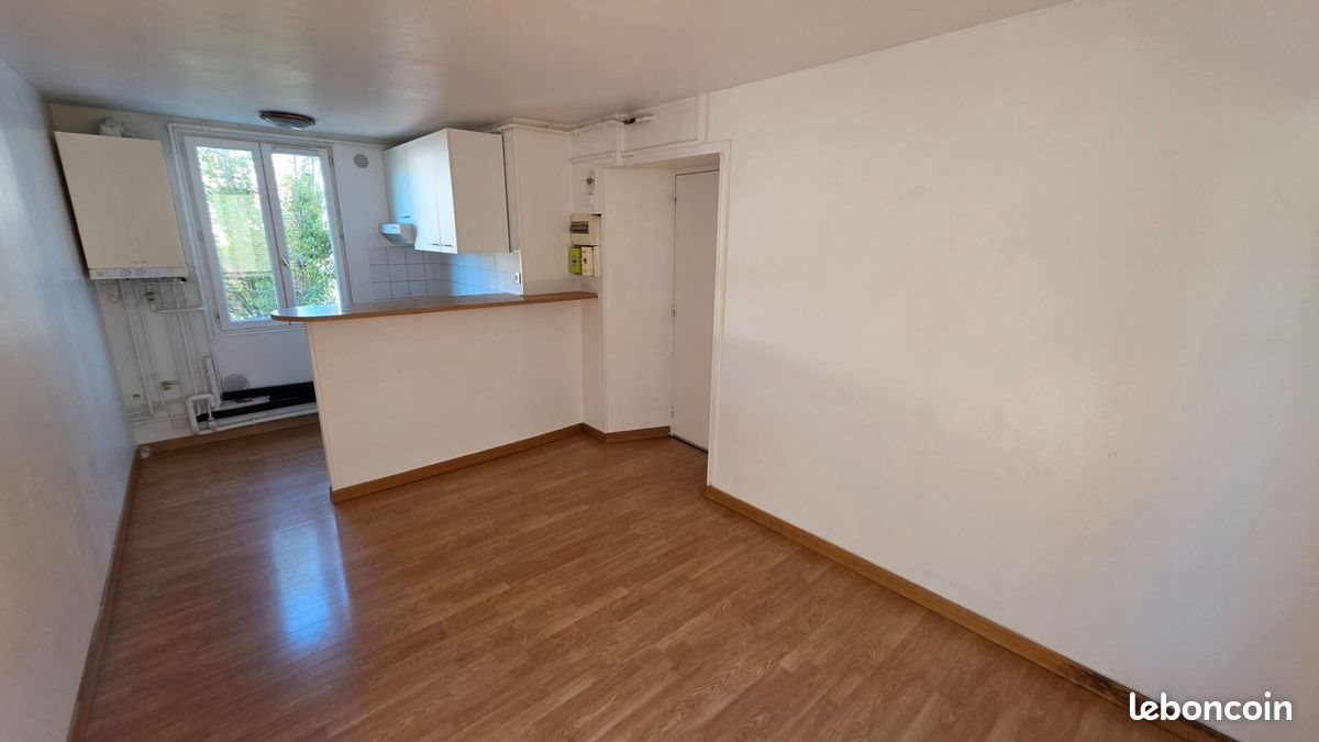 Appartement à louer, 33m², Bougival