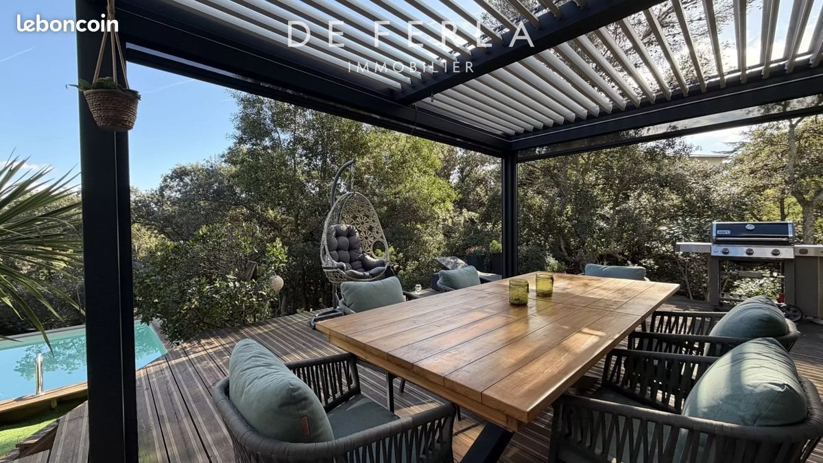 Maison à vendre, 196m², Fréjus